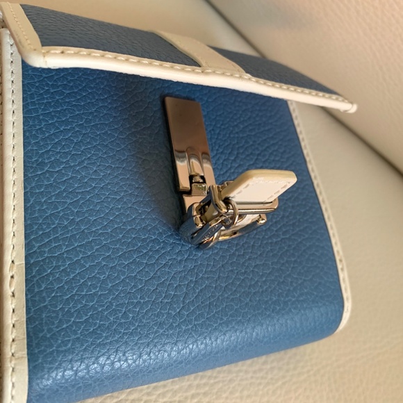 Coach Wallet - Brand New - Picture 7 of 8